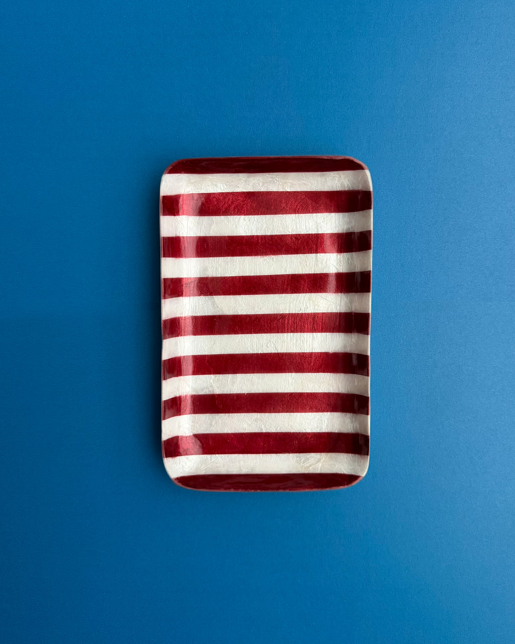 Ariana Tray in Maroon