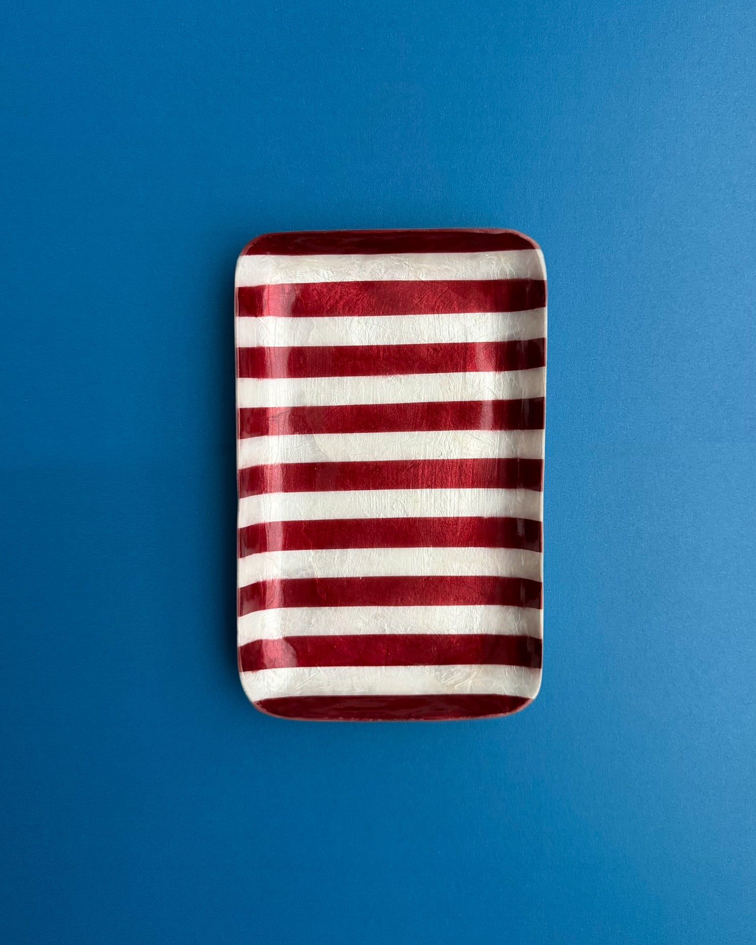 Ariana Tray in Maroon